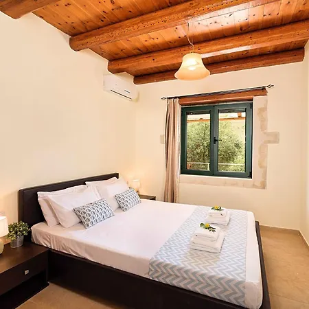 بيت للعطل Fuer 12 Personen In Chania- Kreta - West-kreta By Interhome *