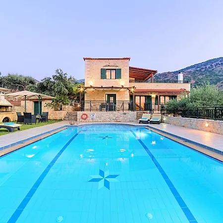 بيت للعطل Fuer 12 Personen In Chania- Kreta - West-kreta By Interhome *