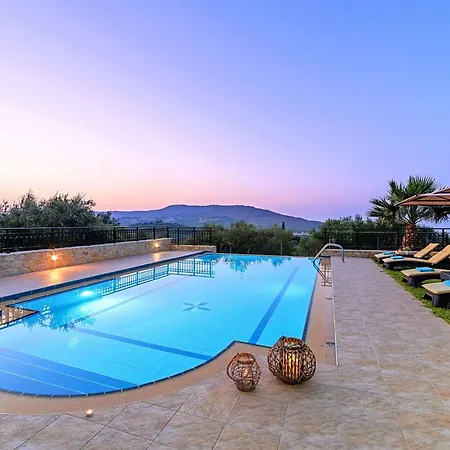 Fuer 12 Personen In Chania- Kreta - West-kreta By Interhome بيت للعطل خانيا