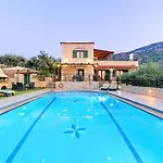 بيت للعطل Fuer 12 Personen In Chania- Kreta - West-kreta By Interhome *